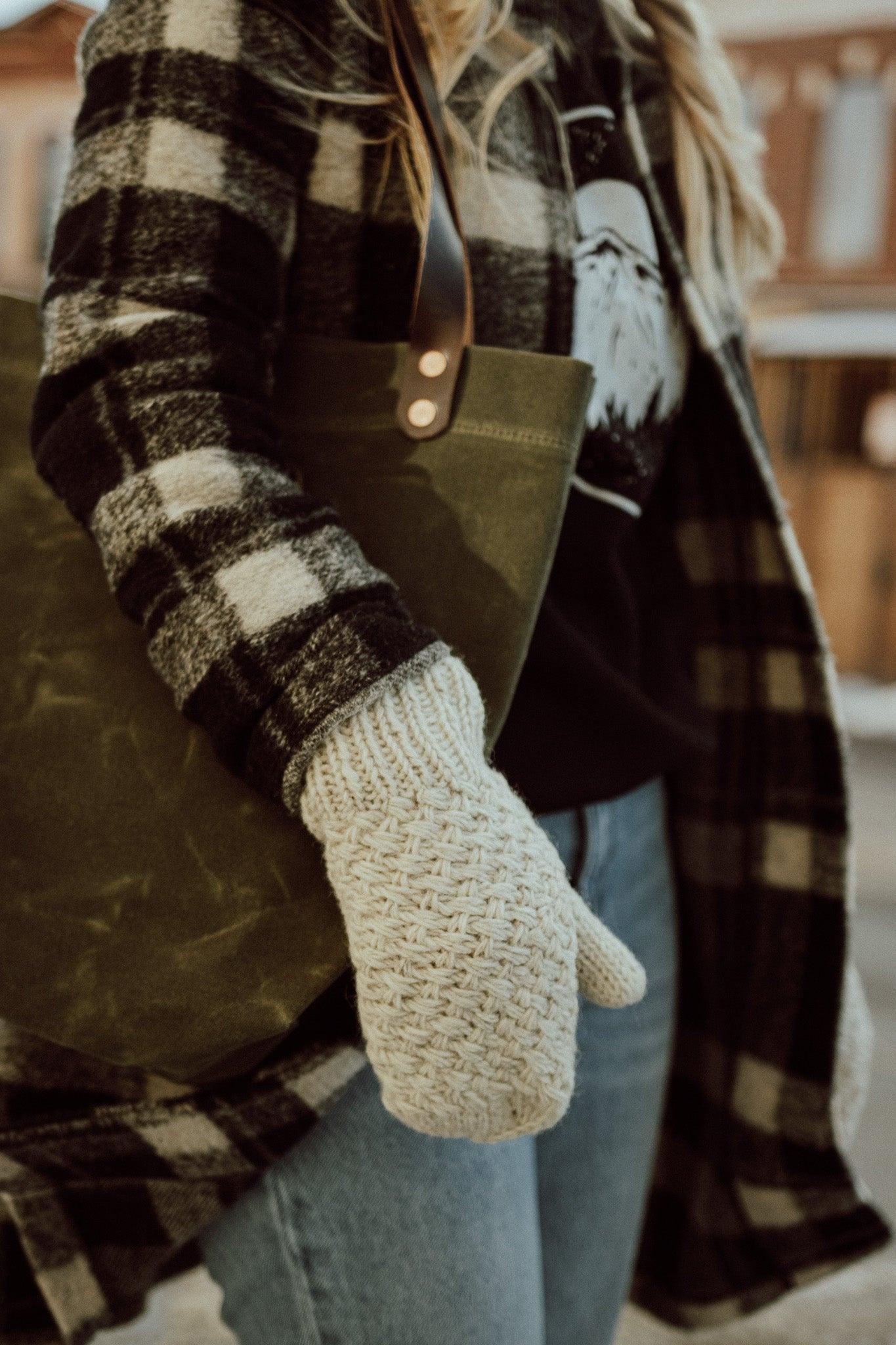 knit mittens