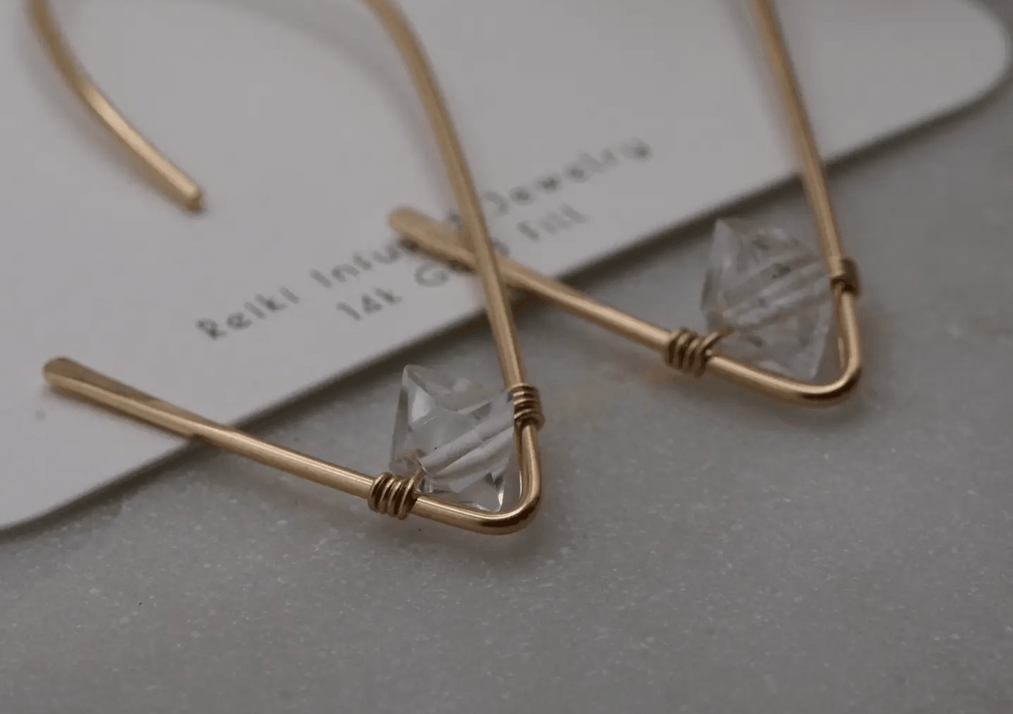 Derive Threader Hoop Earring
