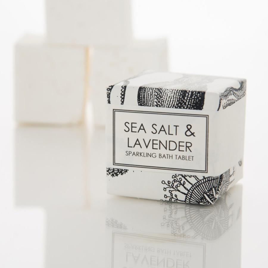 Fizzy Bath Bomb (Sea Salt & Lavender)