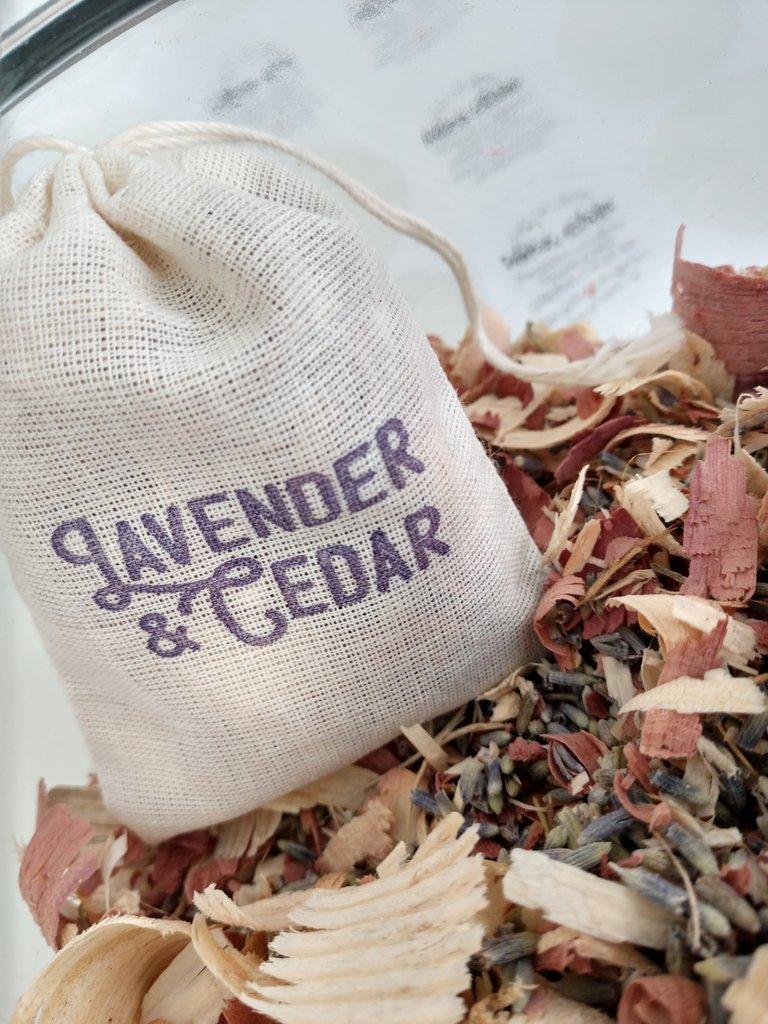 Natural Potpourri lavender and cedar