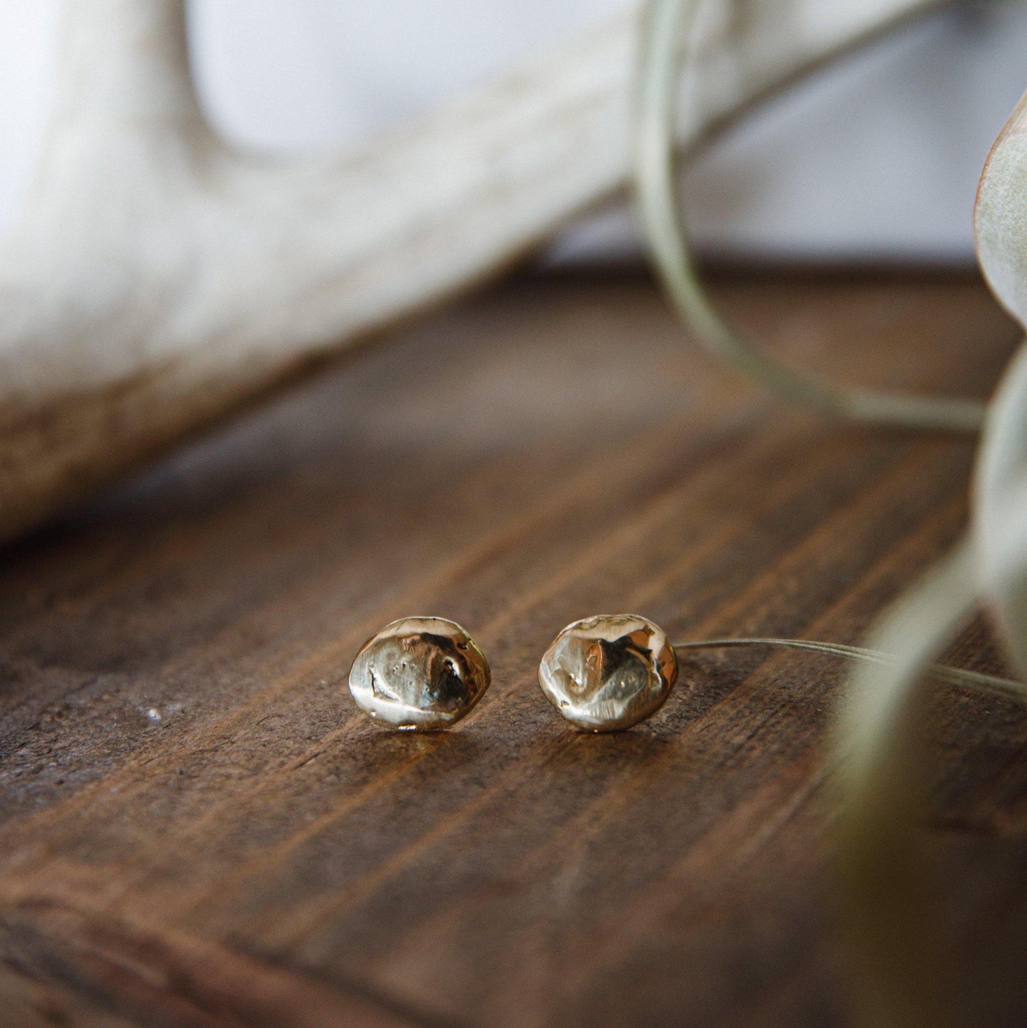 Solid brass statement stud earrings. Large circle stud gold. Dante Perozzi handmade.