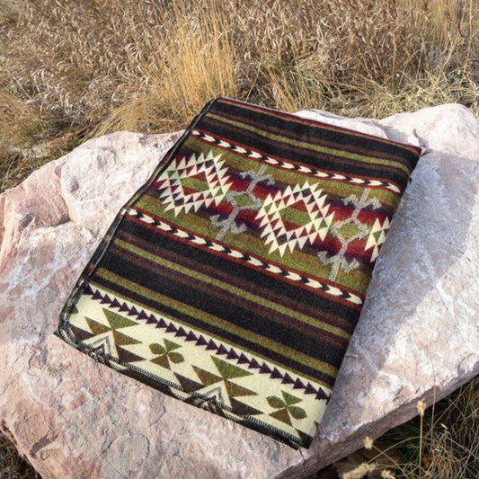 Alpaca wool blanket throw. Fits a queen-sized bed. Cactus green. Western style.