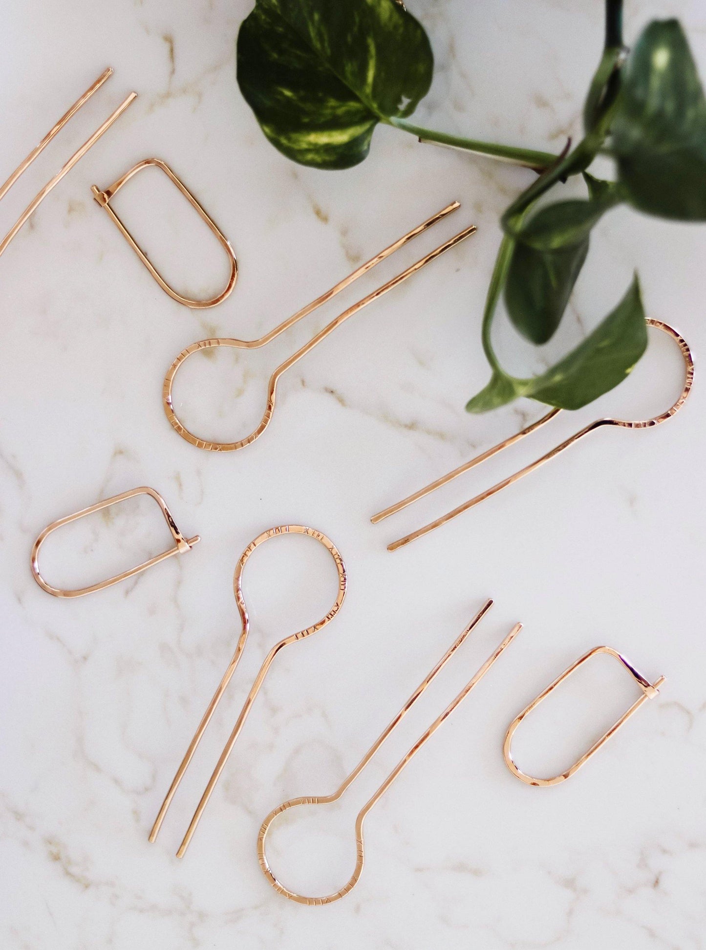 Bronze hand-forged and hammered hair pin. Handmade bronze key ring. Gold-toned hair fork. Long hair accessory.