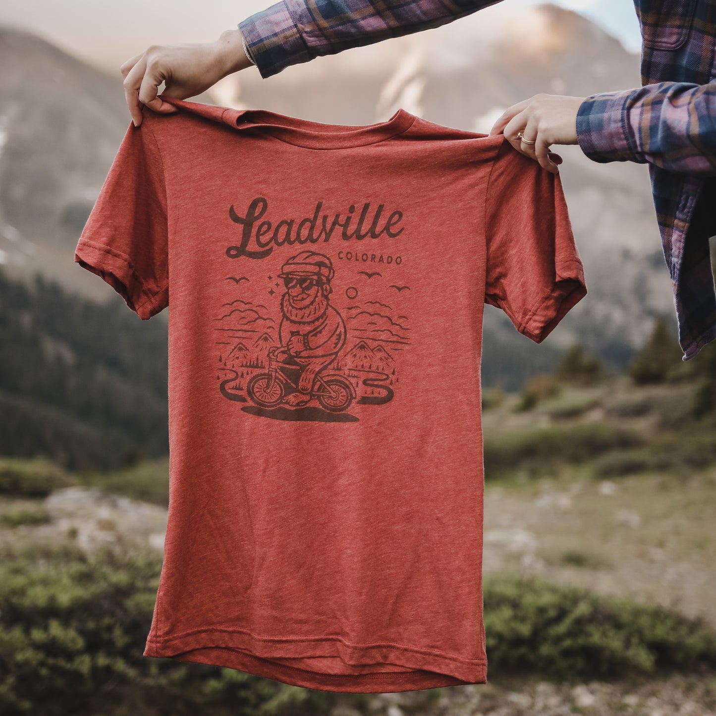 Yeti on Bike graphic Leadville t-shirt in Red