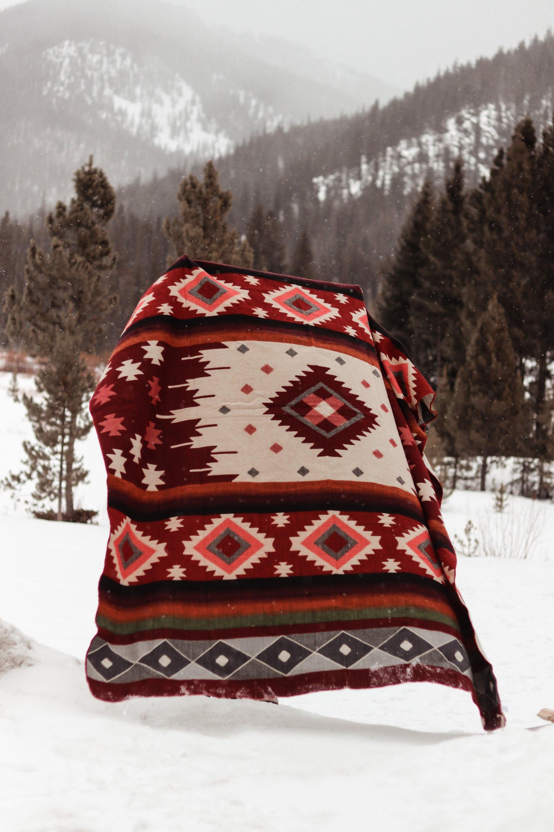 Rust Alpaca Blanket - Soft, Cozy and Warm Wool Throw